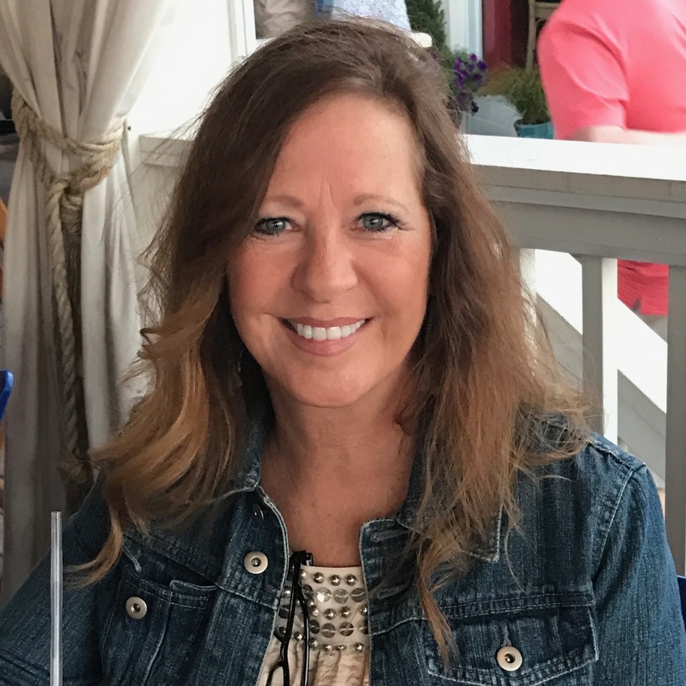 Meet your Posher, Lisa